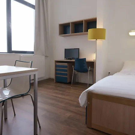 Apparteo Palatino 13 Aparthotel 3*