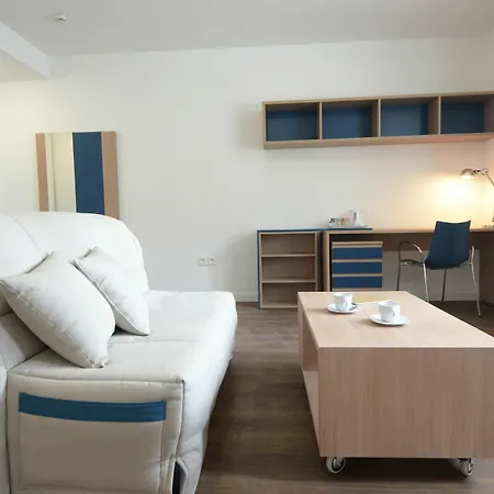 Apparteo Palatino 13 Aparthotel 3*